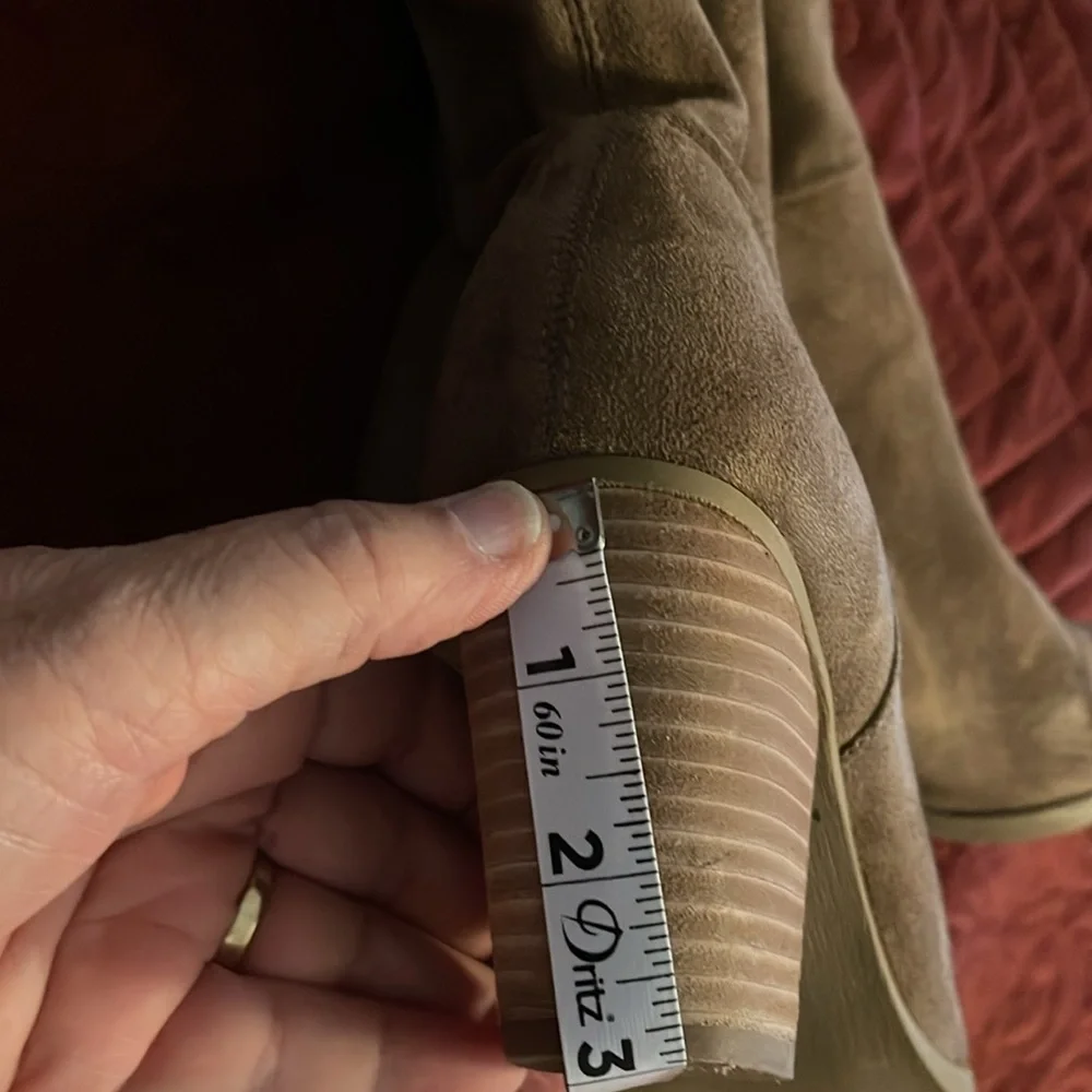 REPORT over the knee boots 3”heels suede feel women’s size 9 Taupe color walking